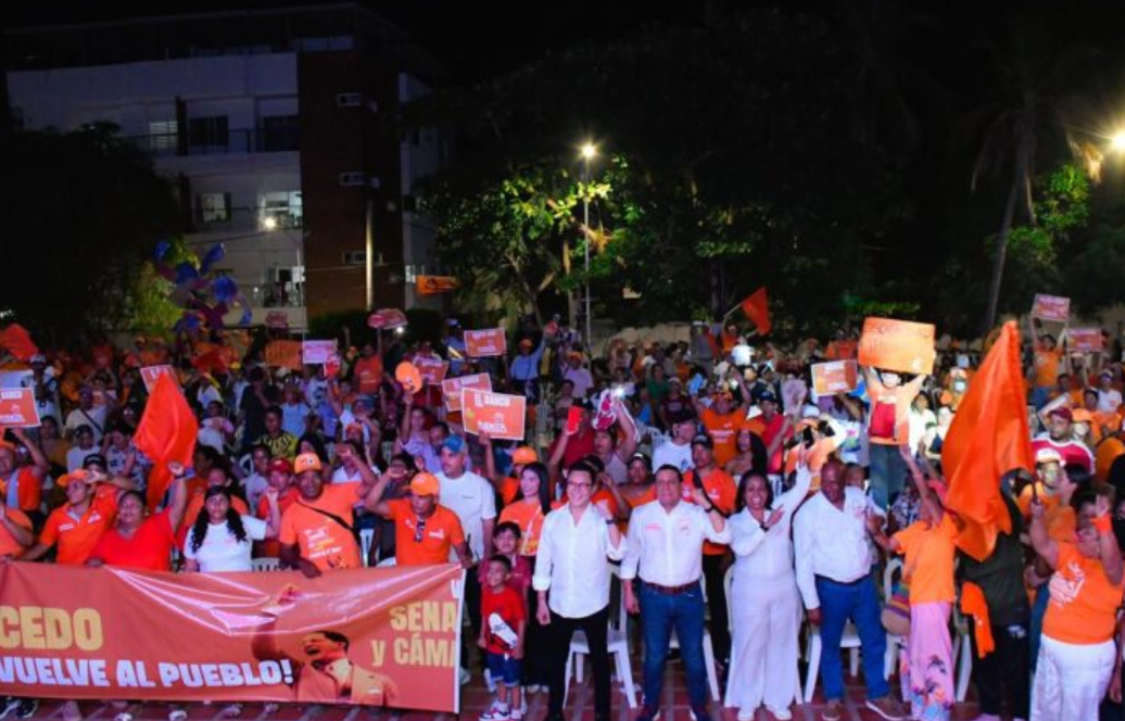 Carlos Caicedo, con la gente, con el pueblo