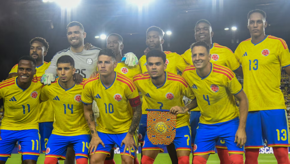 Foto de presentación previa al partido de la selección Colombia